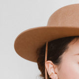 Gold earrings Hearth Cuff - LLUME Jewelry
