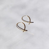 Dainty Crossed-Arch Threader - LLUME Jewelry