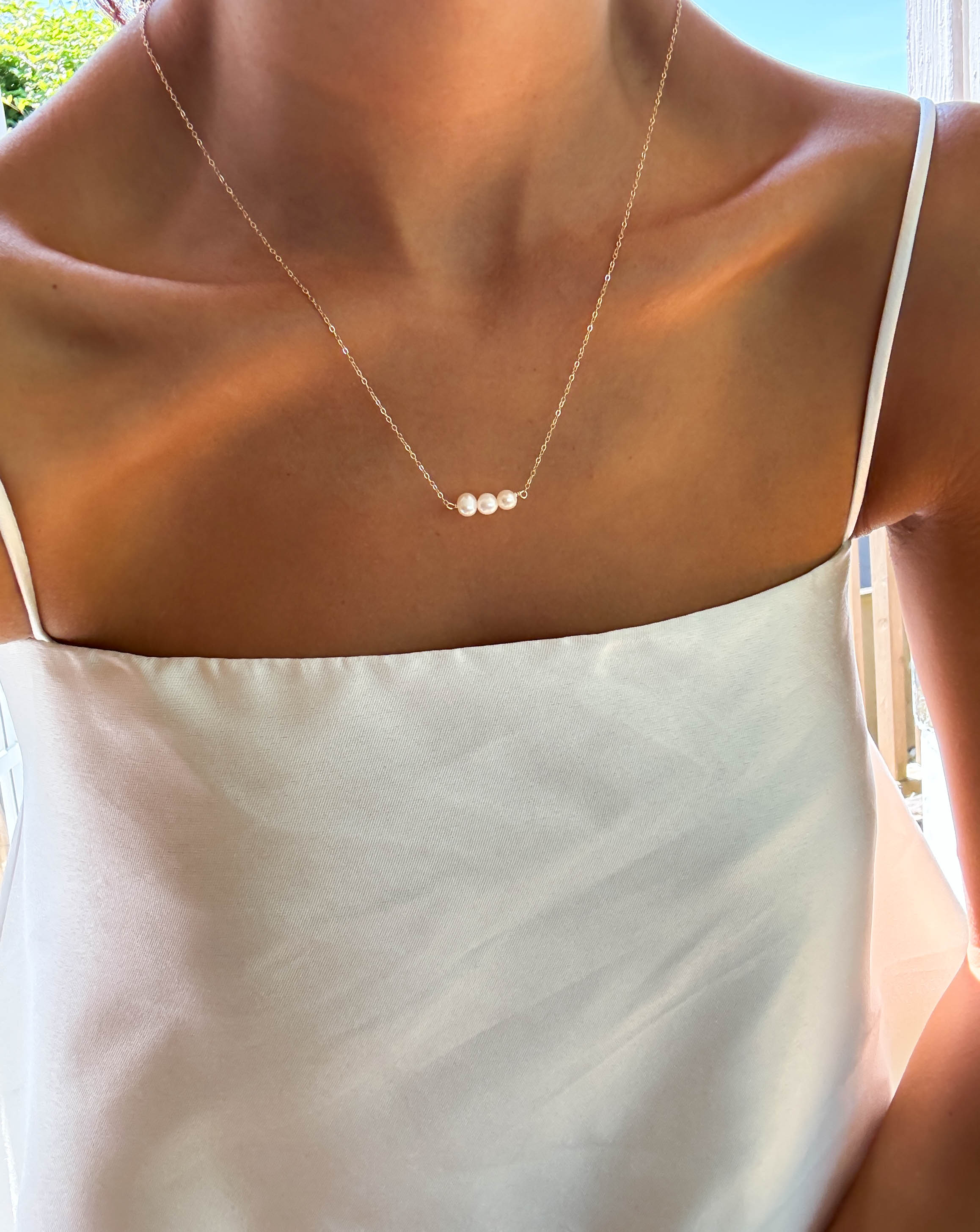 Avery Pearl Necklace